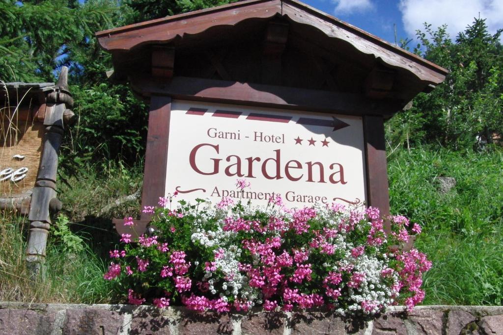 Hotel Garni Gardena - Appartments Santa Cristina Val Gardena Exteriér fotografie