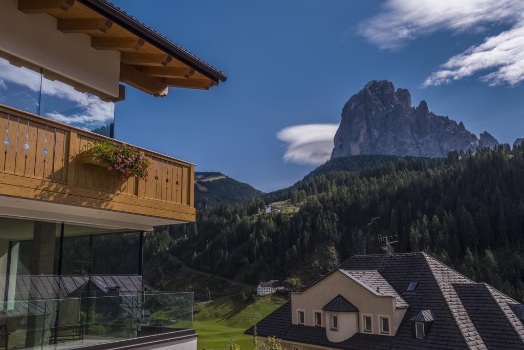 Hotel Garni Gardena - Appartments Santa Cristina Val Gardena Exteriér fotografie